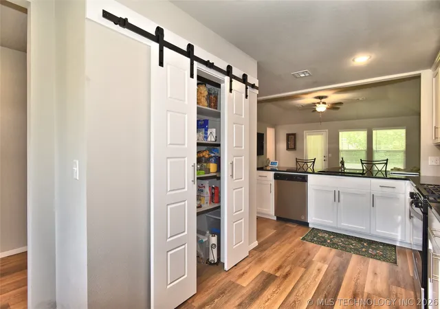 Photo 4 of Single family home for sale at 13916 S Quincy St, Glenpool, OK 74033 | MLS# 2615198 | Listing updated on 2026-09-09
