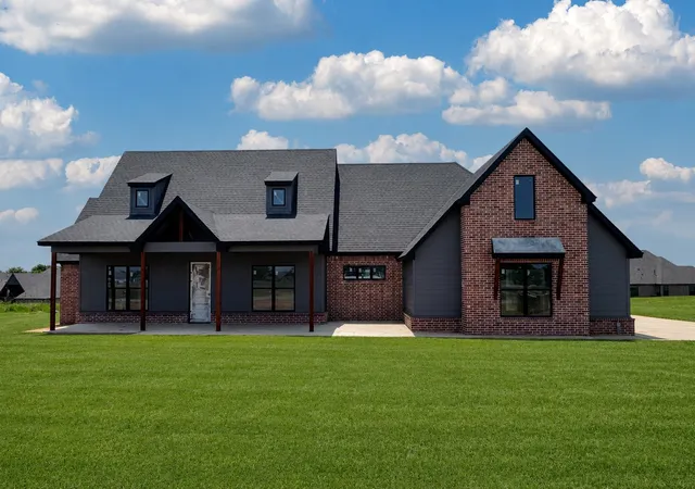 Photo 1 of Sale Pending at 21630 E 112th Place, Broken Arrow, OK 74014 | MLS# 2611498 | Listing updated on 2026-09-02