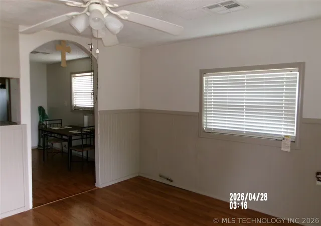Photo 2 of Single family home for sale at 721 S Hickory Ave, Bartlesville, OK 74003 | MLS# 2615335 | Listing updated on 2026-09-10