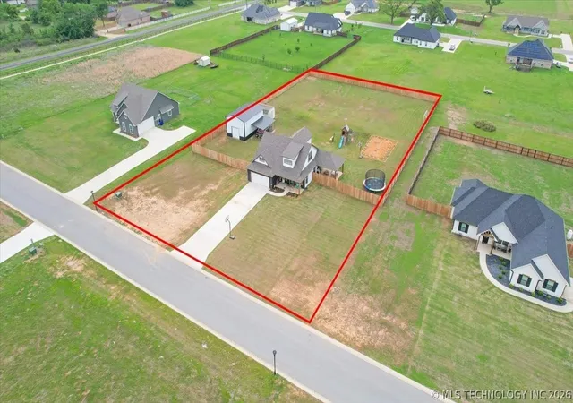Photo 3 of Single family home for sale at 79 Wilson Loop, Durant, OK 74701 | MLS# 2615337 | Listing updated on 2026-10-05