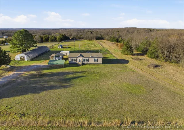 Photo 4 of Sale Pending at 35545 Ew County Rd 1170, Seminole, OK 74868 | MLS# 2615373 | Listing updated on 2026-09-15