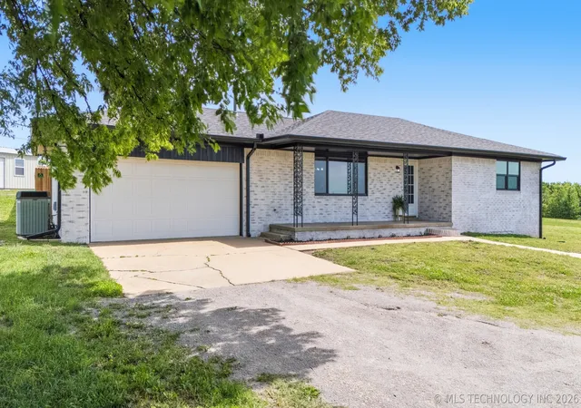 Photo 2 of Single family home for sale at 13549 S Highway 88, Claremore, OK 74017 | MLS# 2614688 | Listing updated on 2026-09-13