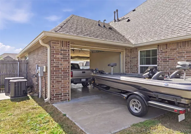 Photo 2 of Single family home for sale at 4011 E 127th Street, Skiatook, OK 74070 | MLS# 2615591 | Listing updated on 2026-09-14