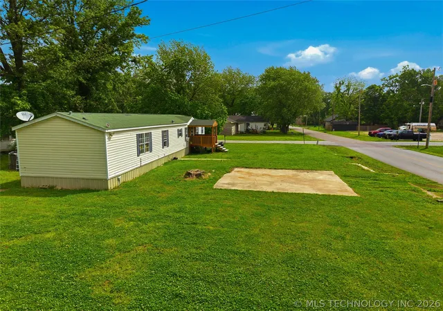Photo 3 of Manufactured home for sale at 1184 S Lake St, Westville, OK 74965 | MLS# 2615728 | Listing updated on 2026-08-31