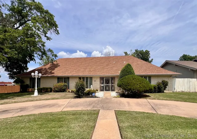 Photo 1 of Single family home for sale at 5829 S 78th East Ave, Tulsa, OK 74145 | MLS# 2615664 | Listing updated on 2026-09-06
