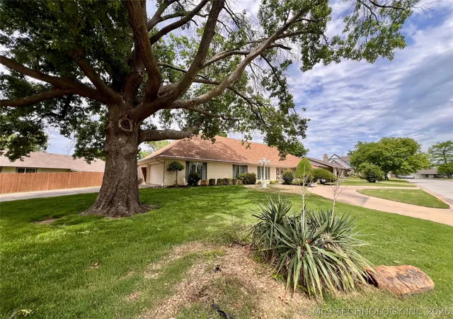 Photo 3 of Single family home for sale at 5829 S 78th East Ave, Tulsa, OK 74145 | MLS# 2615664 | Listing updated on 2026-09-06