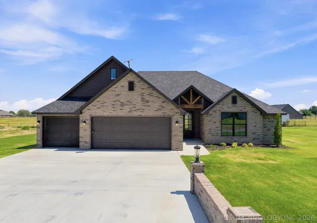 Photo 1 of Single family home for sale at 13645 N 58th Eastavenue, Collinsville, OK 74021 | MLS# 2615768 | Listing updated on 2026-09-14
