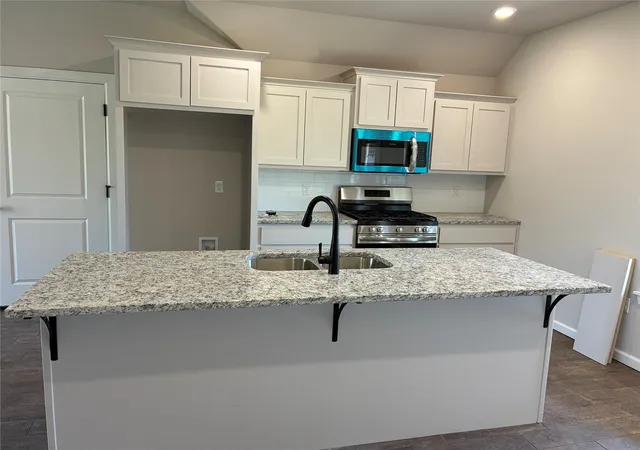 Photo 3 of Single family home for sale at 403 NW 8th Street, Wagoner, OK 74467 | MLS# 2615991 | Listing updated on 2026-09-04