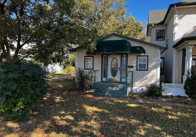Photo 2 of Single family home for sale at 311 E A St, Atoka, OK 74525 | MLS# 2616312 | Listing updated on 2026-09-06
