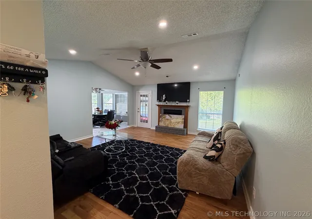 Photo 4 of Single family home for sale at 12179 E 35th Street, Tulsa, OK 74146 | MLS# 2616231 | Listing updated on 2026-09-11