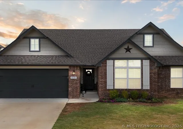Photo 2 of Single family home for sale at 1403 E New Orleans Pl, Broken Arrow, OK 74011 | MLS# 2616403 | Listing updated on 2026-08-31