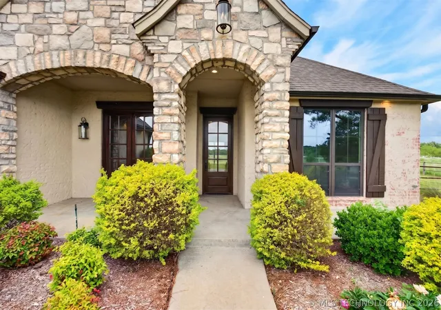 Photo 3 of Single family home for sale at 891 E 181st Street, Mounds, OK 74047 | MLS# 2616214 | Listing updated on 2026-09-14