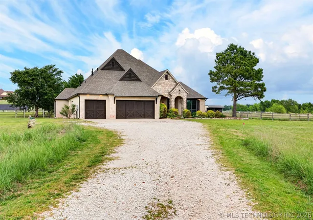 Photo 4 of Single family home for sale at 891 E 181st Street, Mounds, OK 74047 | MLS# 2616214 | Listing updated on 2026-09-14