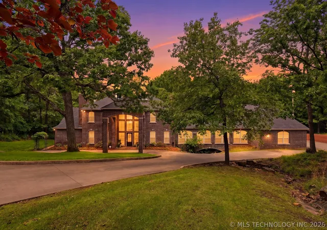 Photo 2 of Single family home for sale at 1402 N Birch Ave, Sand Springs, OK 74063 | MLS# 2616311 | Listing updated on 2026-08-31