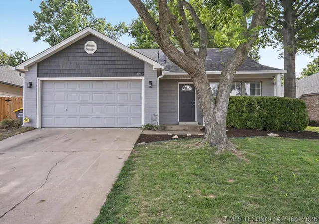 Photo 1 of Sale Pending at 11245 S Nandina Ave, Jenks, OK 74037 | MLS# 2616767 | Listing updated on 2026-09-01