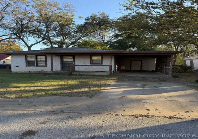 Photo 1 of Single family home for sale at 616 8th Southeast, Ardmore, OK 73401 | MLS# 2617090 | Listing updated on 2026-09-14