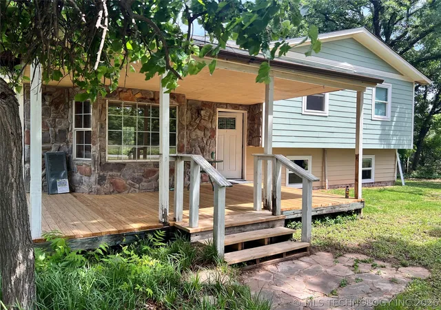 Photo 1 of Sale Pending at 7604 Clear Crk, Duncan, OK 73533 | MLS# 2617105 | Listing updated on 2026-09-24