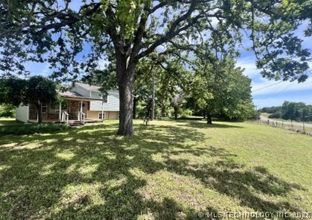 Photo 3 of Sale Pending at 7604 Clear Crk, Duncan, OK 73533 | MLS# 2617105 | Listing updated on 2026-09-24