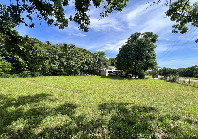 Photo 4 of Sale Pending at 7604 Clear Crk, Duncan, OK 73533 | MLS# 2617105 | Listing updated on 2026-09-24