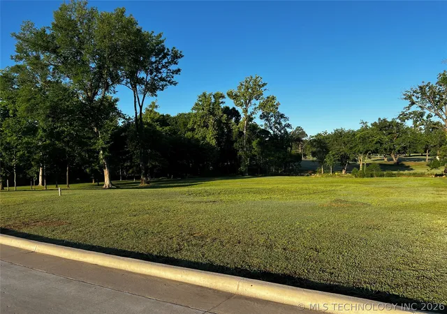 Photo 1 of Land for sale at 2937 Huddersfield Ct, Muskogee, OK 74403 | MLS# 2617459 | Listing updated on 2026-09-10