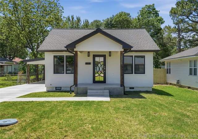 Photo 3 of Single family home for sale at 1220 E Miami, Mc Alester, OK 74501 | MLS# 2617302 | Listing updated on 2026-10-05