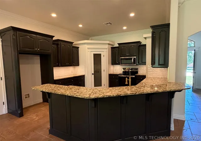 Photo 4 of Sale Pending at 1403 S 9th Street, Mc Alester, OK 74501 | MLS# 2617603 | Listing updated on 2026-09-02