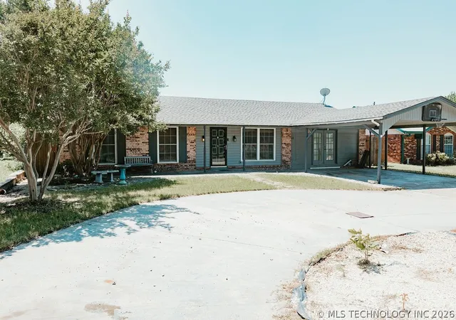 Photo 2 of Sale Pending at 1901 Mason, Durant, OK 74701 | MLS# 2616638 | Listing updated on 2026-09-14