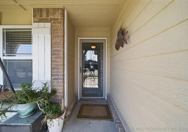 Photo 3 of Single family home for sale at 14601 E 108th Street, Owasso, OK 74055 | MLS# 2617317 | Listing updated on 2026-09-14