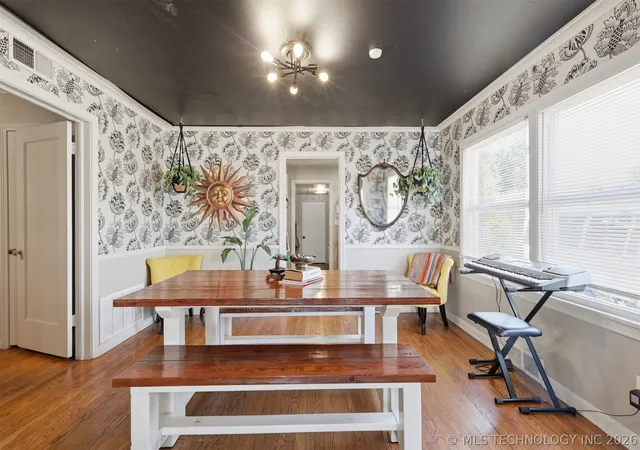 Photo 3 of Single family home for sale at 1146 S Winston Ave, Tulsa, OK 74112 | MLS# 2615350 | Listing updated on 2026-09-14