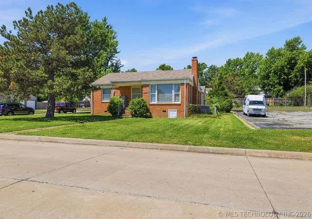 Photo 4 of Single family home for sale at 1146 S Winston Ave, Tulsa, OK 74112 | MLS# 2615350 | Listing updated on 2026-09-14