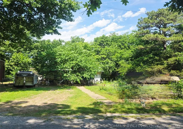 Photo 3 of Single family home for sale at 313 Big Blf, Pryor, OK 74361 | MLS# 2617819 | Listing updated on 2026-09-02