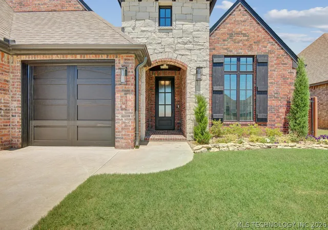 Photo 4 of Single family home for sale at 7905 N 149th Eastavenue, Owasso, OK 74055 | MLS# 2617729 | Listing updated on 2026-09-10