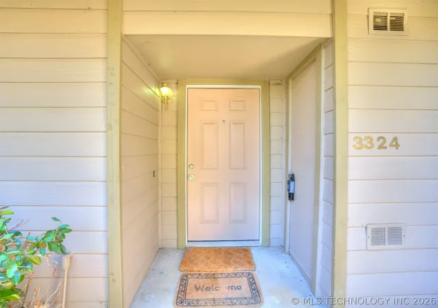 Photo 2 of Condo for sale at 3324 W Washington St #36, Broken Arrow, OK 74012 | MLS# 2617685 | Listing updated on 2026-09-06
