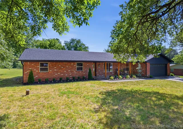 Photo 2 of Sale Pending at 9430 E 115th Street S, Bixby, OK 74008 | MLS# 2617916 | Listing updated on 2026-09-11