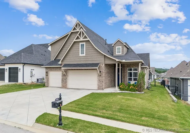 Photo 2 of Single family home for sale at 2888 Front Rd, Catoosa, OK 74015 | MLS# 2617993 | Listing updated on 2026-08-31