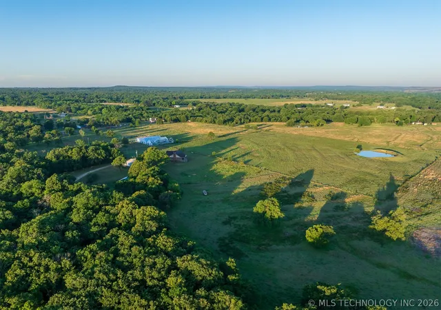 Photo 2 of Single family home for sale at 24751 S 200 Road, Henryetta, OK 74437 | MLS# 2617917 | Listing updated on 2026-09-14