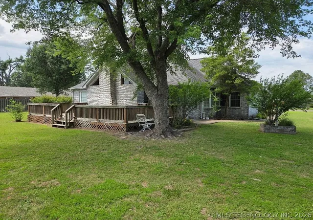 Photo 4 of Sale Pending at 112 Circle Dr, Checotah, OK 74426 | MLS# 2618245 | Listing updated on 2026-09-07