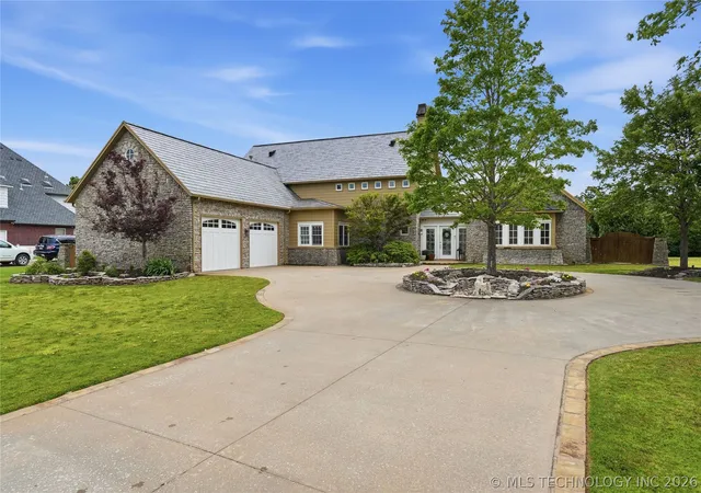 Photo 2 of Single family home for sale at 4203 S 69th Westavenue, Tulsa, OK 74107 | MLS# 2618218 | Listing updated on 2026-08-31