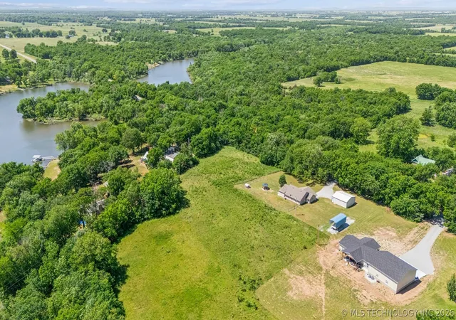 Photo 4 of Sale Pending at 1 N 440 Road, Adair, OK 74330 | MLS# 2618411 | Listing updated on 2026-09-07
