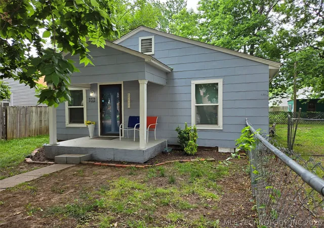 Photo 3 of Single family home for sale at 1723 N Atlanta Pl, Tulsa, OK 74110 | MLS# 2618569 | Listing updated on 2026-09-11