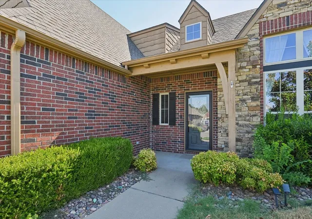 Photo 3 of Single family home for sale at 4625 S 173rd Eastavenue, Tulsa, OK 74134 | MLS# 2618607 | Listing updated on 2026-10-20