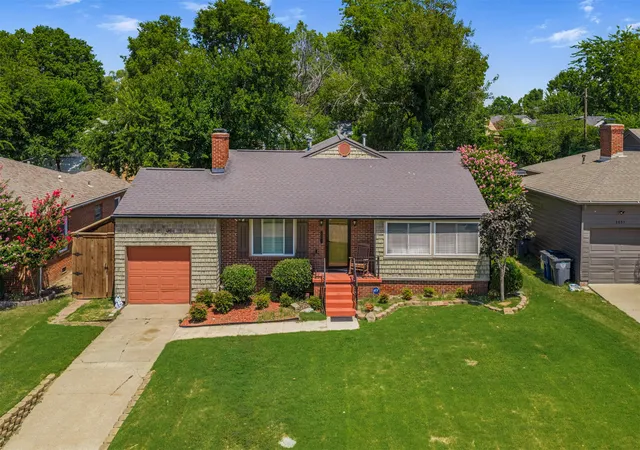 Photo 3 of Sale Pending at 2651 E 20th Street, Tulsa, OK 74104 | MLS# 2618824 | Listing updated on 2026-09-14