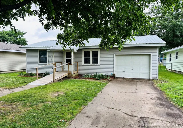 Photo 1 of Sale Pending at 206 S Ora St, Pryor, OK 74361 | MLS# 2618507 | Listing updated on 2026-09-10
