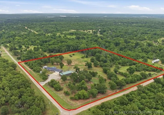 Photo 2 of Single family home for sale at 16913 S 301st Avenue W, Bristow, OK 74010 | MLS# 2618248 | Listing updated on 2026-09-25