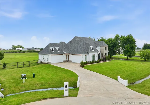Photo 4 of Single family home for sale at 16981 S 31st Eastavenue, Mounds, OK 74047 | MLS# 2618816 | Listing updated on 2026-09-08