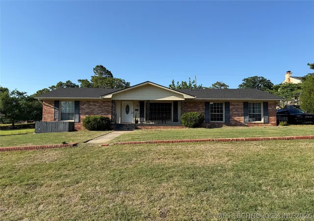 Photo 2 of Single family home for sale at 1517 E Miami, Mc Alester, OK 74501 | MLS# 2617172 | Listing updated on 2026-09-05