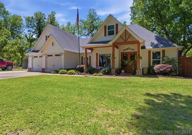Photo 2 of Single family home for sale at 893 N East, Eufaula, OK 74432 | MLS# 2617774 | Listing updated on 2026-09-04
