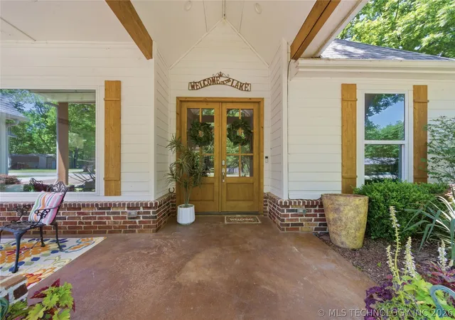 Photo 3 of Single family home for sale at 893 N East, Eufaula, OK 74432 | MLS# 2617774 | Listing updated on 2026-09-04