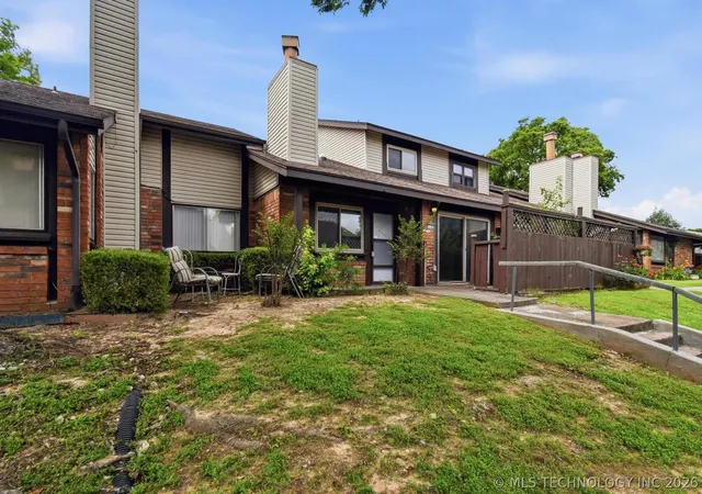 Photo 2 of Sale Pending at 1120 S 110 Eastavenue #12-2C, Tulsa, OK 74128 | MLS# 2619074 | Listing updated on 2026-09-03