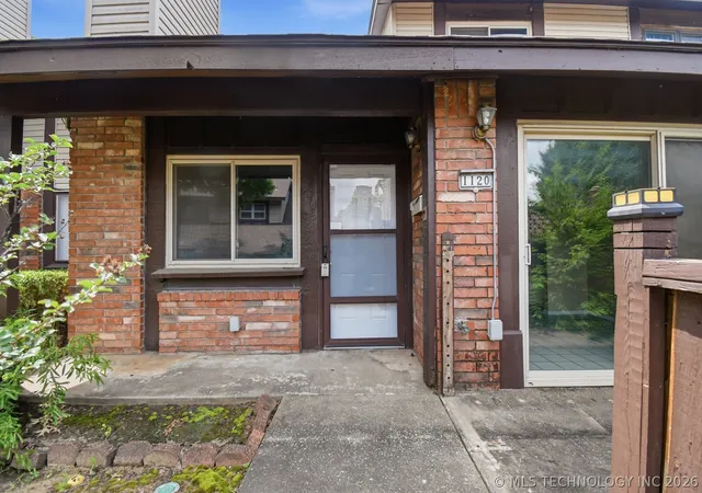 Listing Photo 4 - Condo for sale in building located at 1120 S 110 Eastavenue, Tulsa, OK 74128 - Unit #12-2C